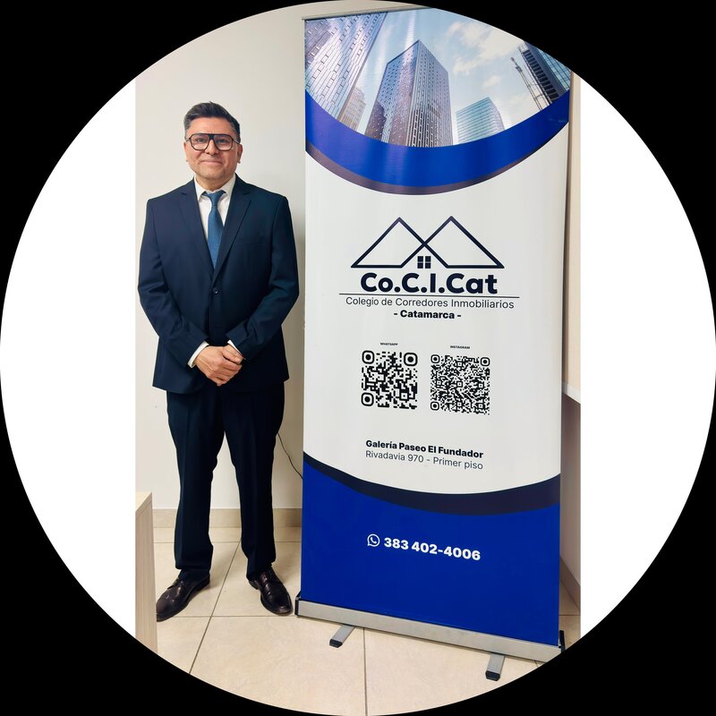 Juan B. Aibar, Corredor Inmobiliario Matriculado